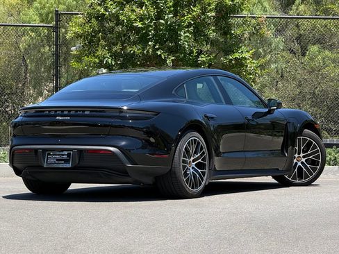 Certified 2023 Porsche Taycan RWD image 7
