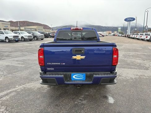 Used 2017 Chevrolet Colorado Z71 image 4