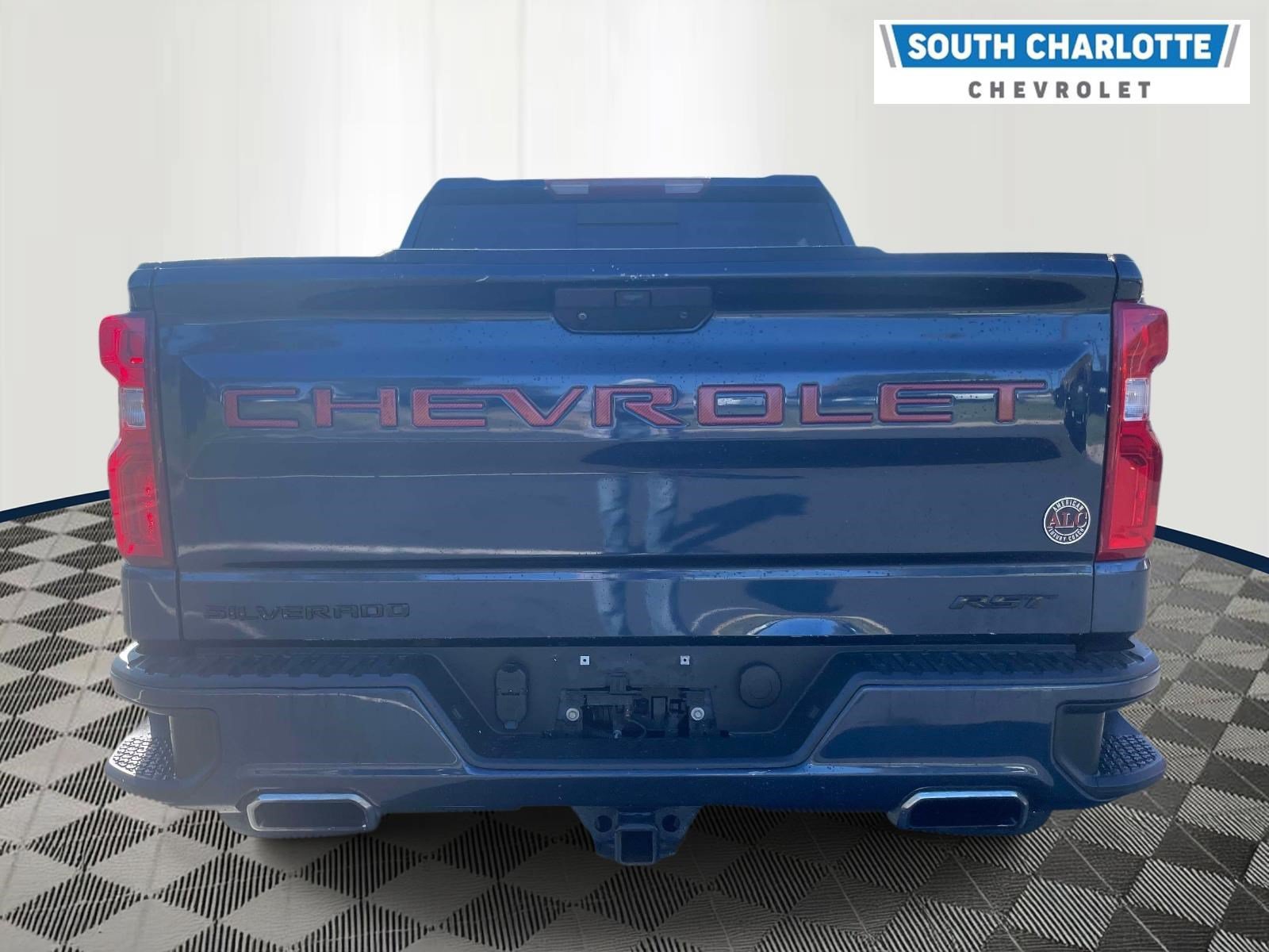 Used 2020 Chevrolet Silverado 1500 RST AWD/4WD image 5