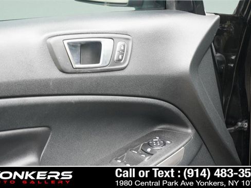 Used 2021 Ford EcoSport Titanium image 27