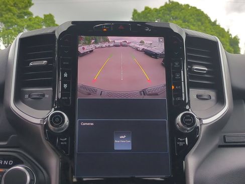 New 2026 RAM 1500 4x4 Crew Cab image 24
