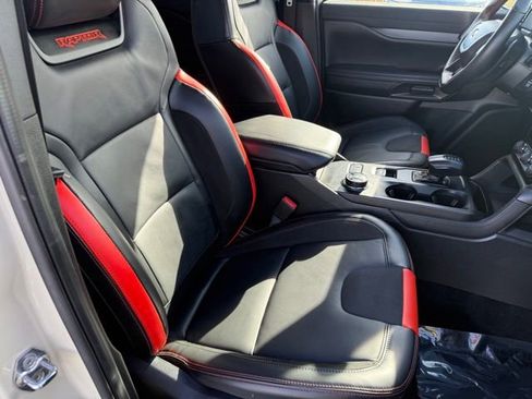 Used 2025 Ford Ranger Raptor image 17