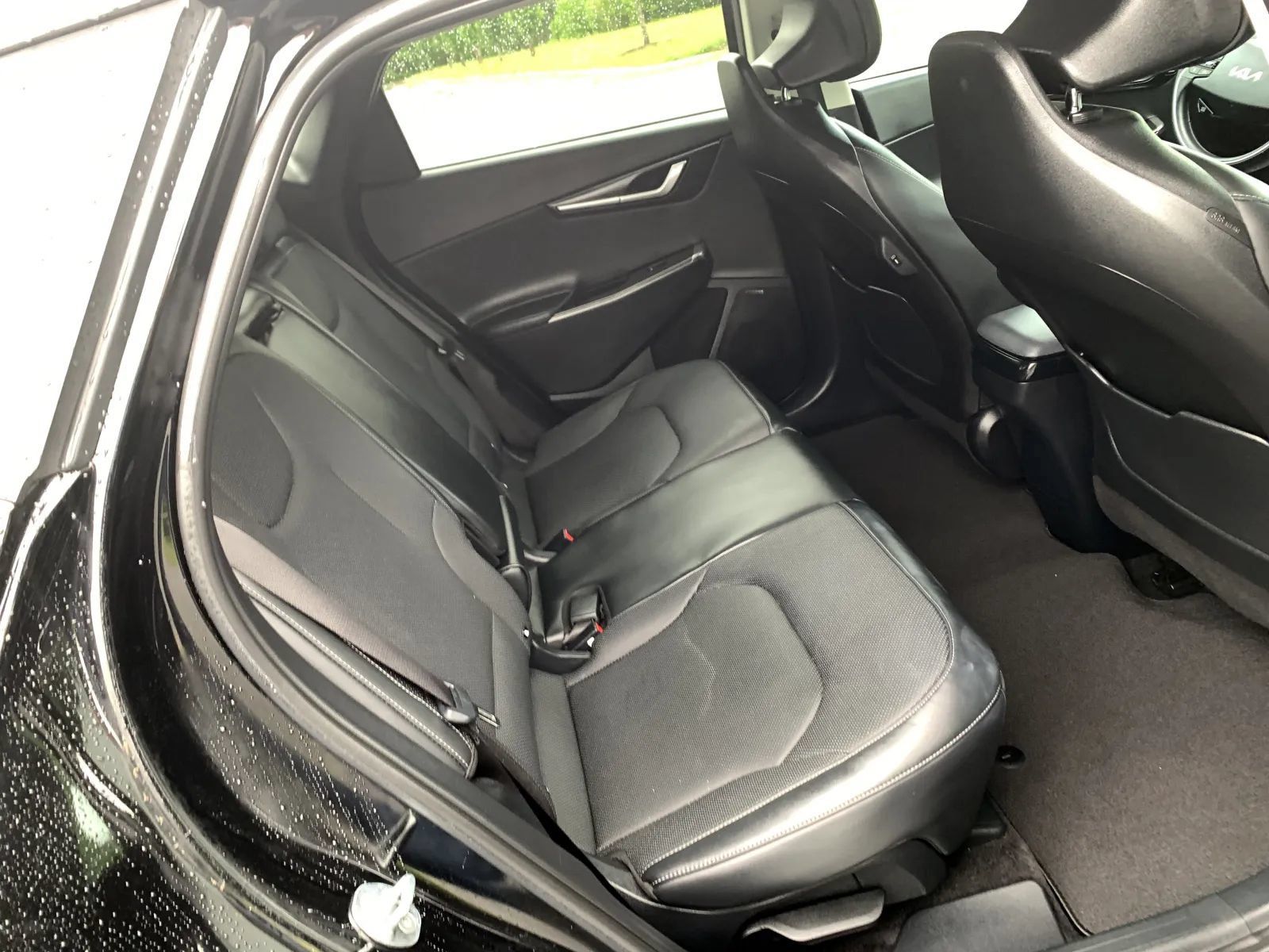 Used 2022 Kia EV6 Wind AWD/4WD image 33