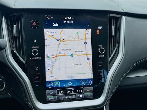 Used 2023 Subaru Outback Premium AWD/4WD image 9