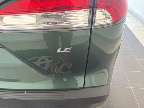 Certified 2025 Toyota Corolla Cross LE FWD image 7