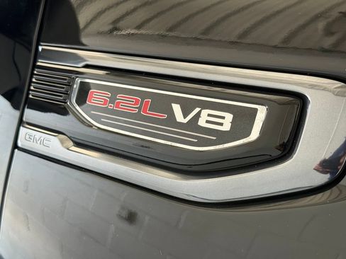 Used 2024 GMC Sierra 1500 AT4 w/ Technology Package AWD/4WD image 44