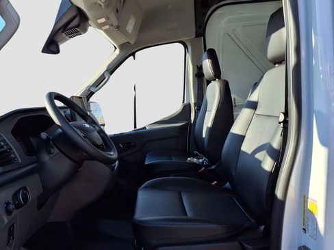 New 2026 Ford Transit 250 148 Medium Roof image 26