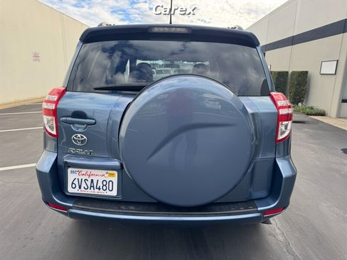 Used 2011 Toyota RAV4 image 11