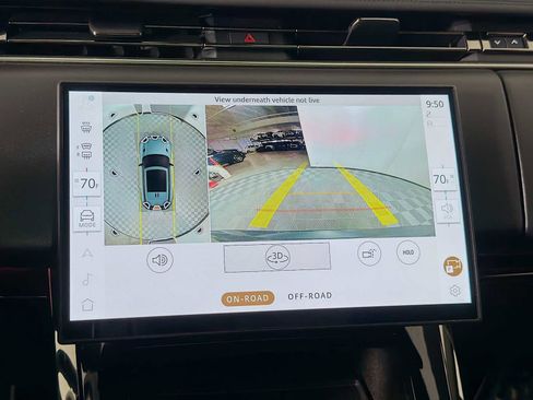 Used 2025 Land Rover Range Rover Sport Dynamic SE image 15