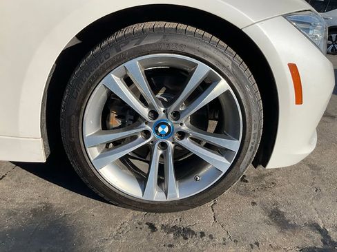 Used 2017 BMW 330e image 71