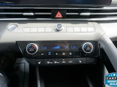 Used 2023 Hyundai Elantra SEL w/ Convenience Package FWD image 31