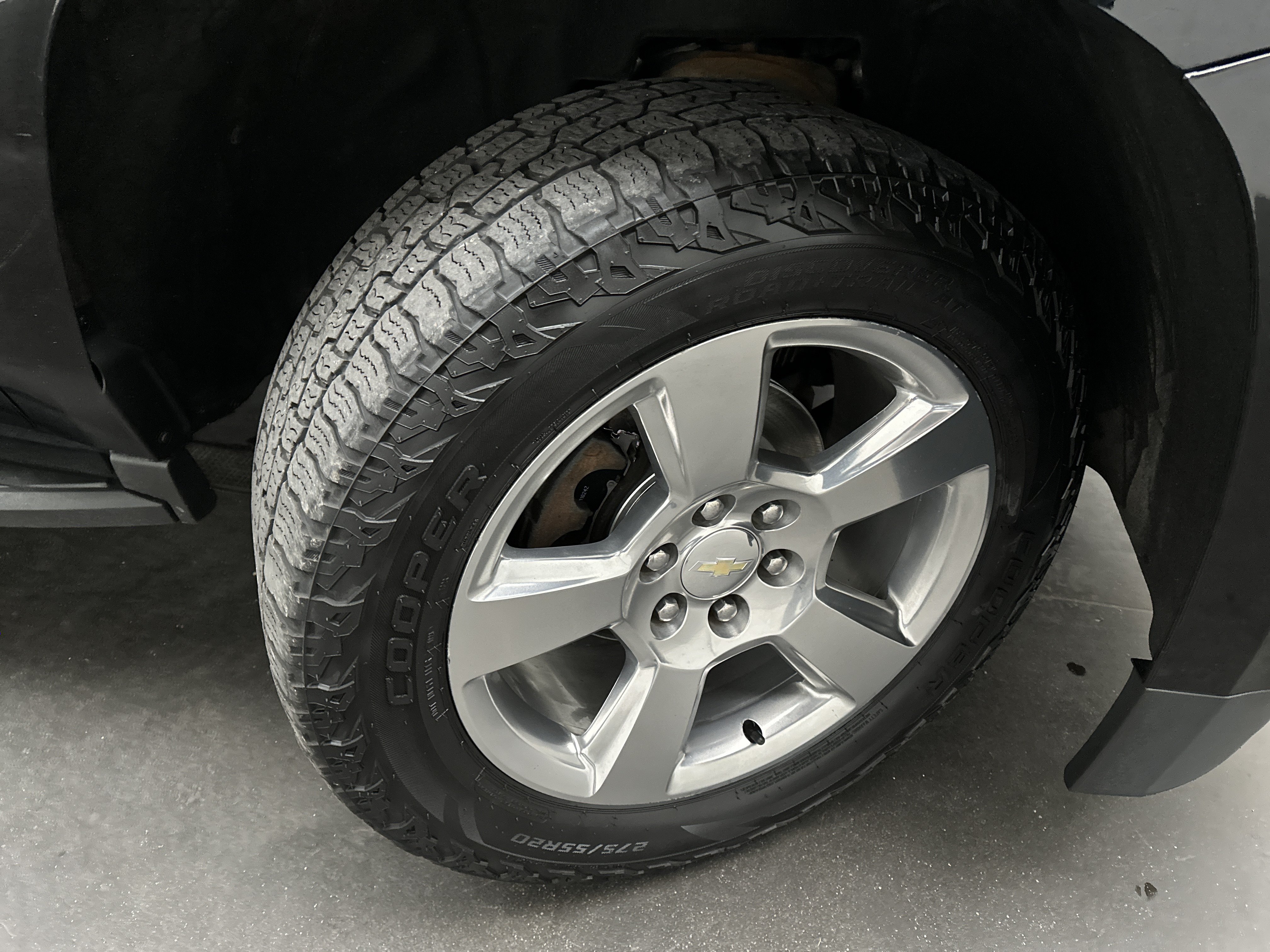 Used 2018 Chevrolet Tahoe LS w/ All-Season Package AWD/4WD image 10
