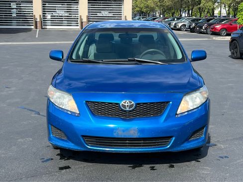 Used 2010 Toyota Corolla LE image 3