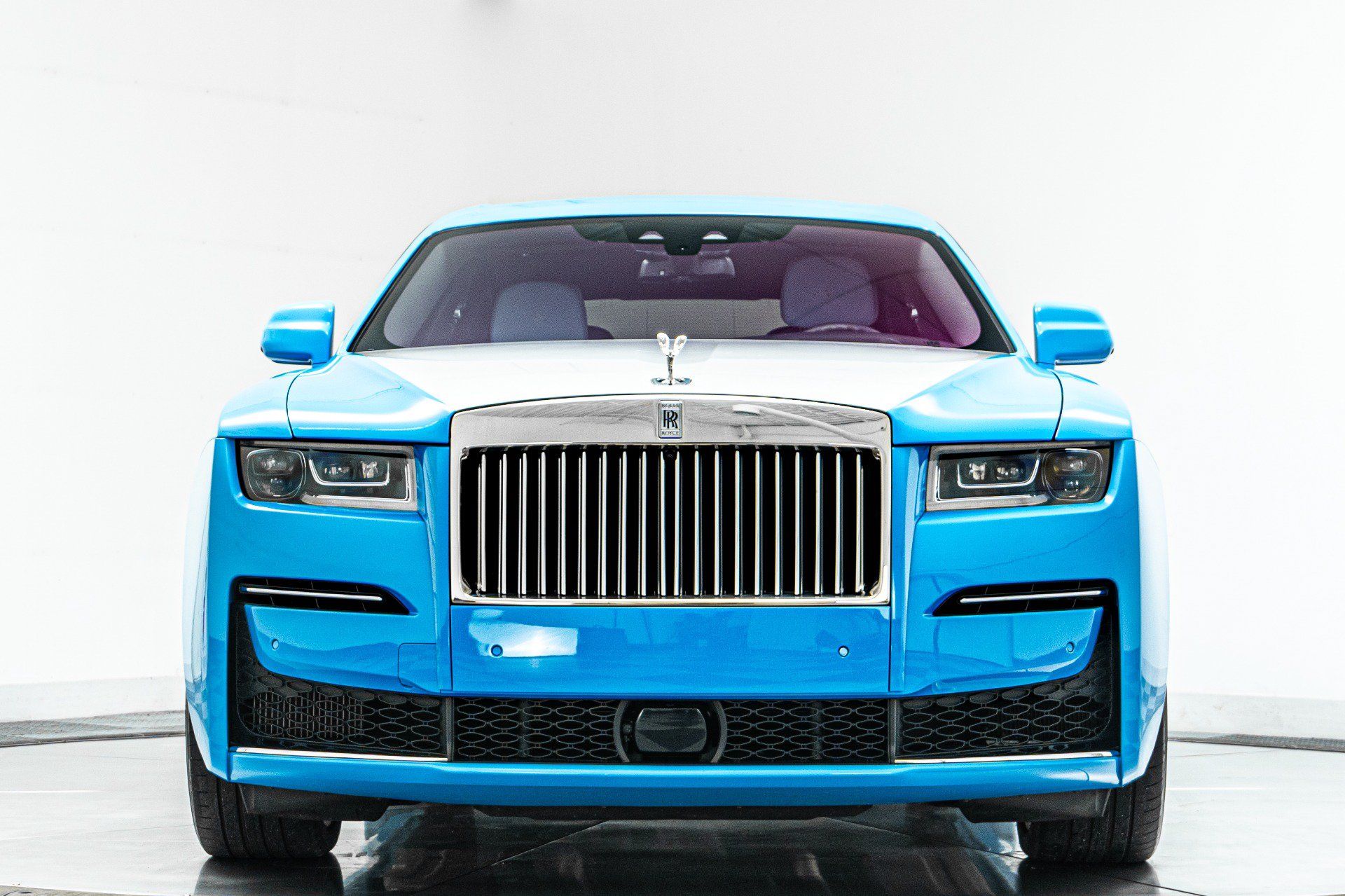 Used 2023 Rolls-Royce Ghost AWD/4WD image 4