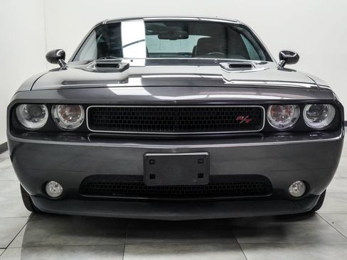 Used 2013 Dodge Challenger R/T RWD image 5