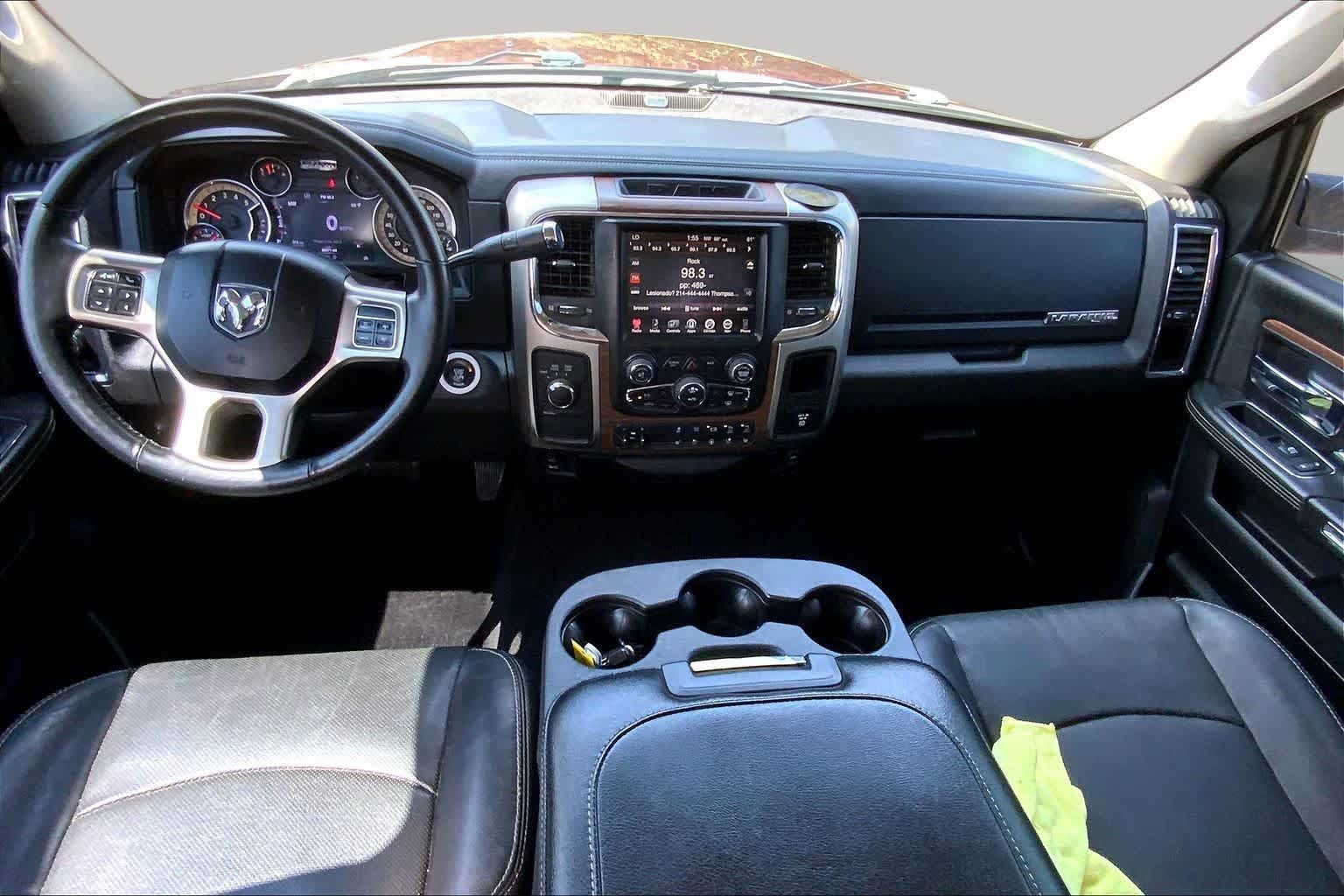 Used 2016 RAM 3500 Laramie w/ Cold Weather Group AWD/4WD image 15