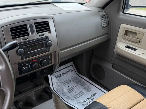 Used 2007 Dodge Dakota SLT w/ Trailer Tow Group AWD/4WD image 10