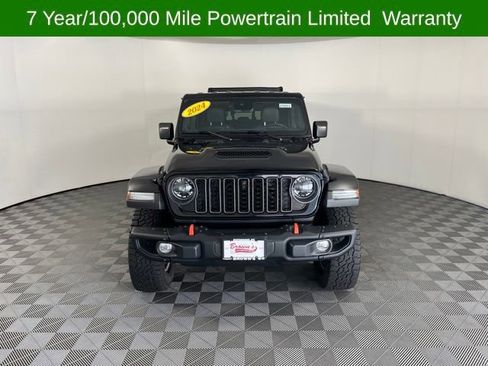 Used 2024 Jeep Gladiator Mojave AWD/4WD image 2