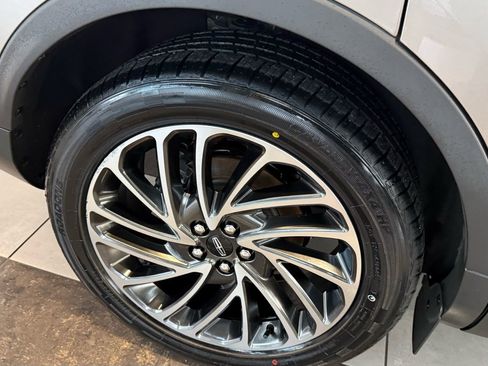 Used 2020 Lincoln Nautilus Reserve w/ Cargo Utility Package image 41