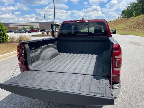 Used 2020 RAM 1500 Laramie RWD image 22