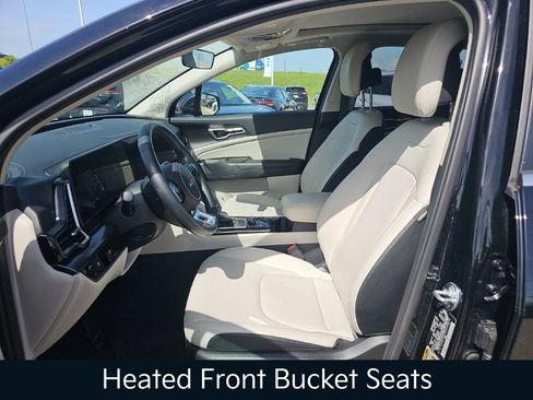 Used 2025 Kia Sportage EX w/ Premium Package FWD image 14