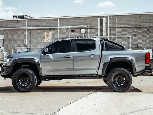 Used 2019 Chevrolet Colorado ZR2 w/ Colorado ZR2 Bison Edition AWD/4WD image 45