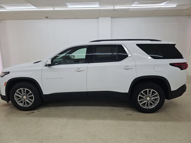Used 2023 Chevrolet Traverse LT FWD image 19