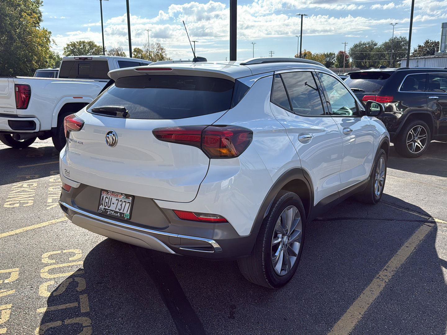 Used 2023 Buick Encore GX Essence w/ Experience Buick Package AWD/4WD image 2