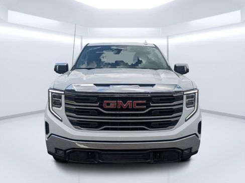 Used 2025 GMC Sierra 1500 SLT AWD/4WD image 8