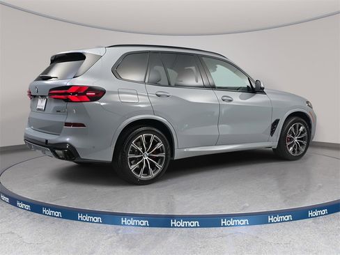 New 2026 BMW X5 xDrive40i w/ Executive Package image 5