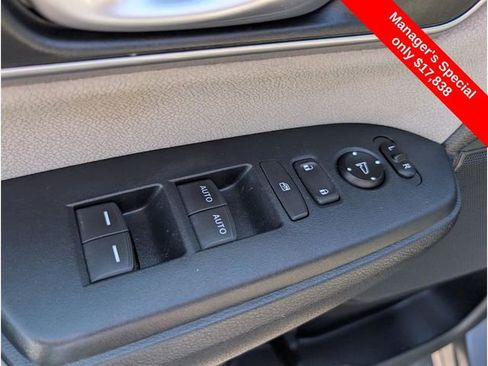 Used 2019 Honda CR-V EX image 16