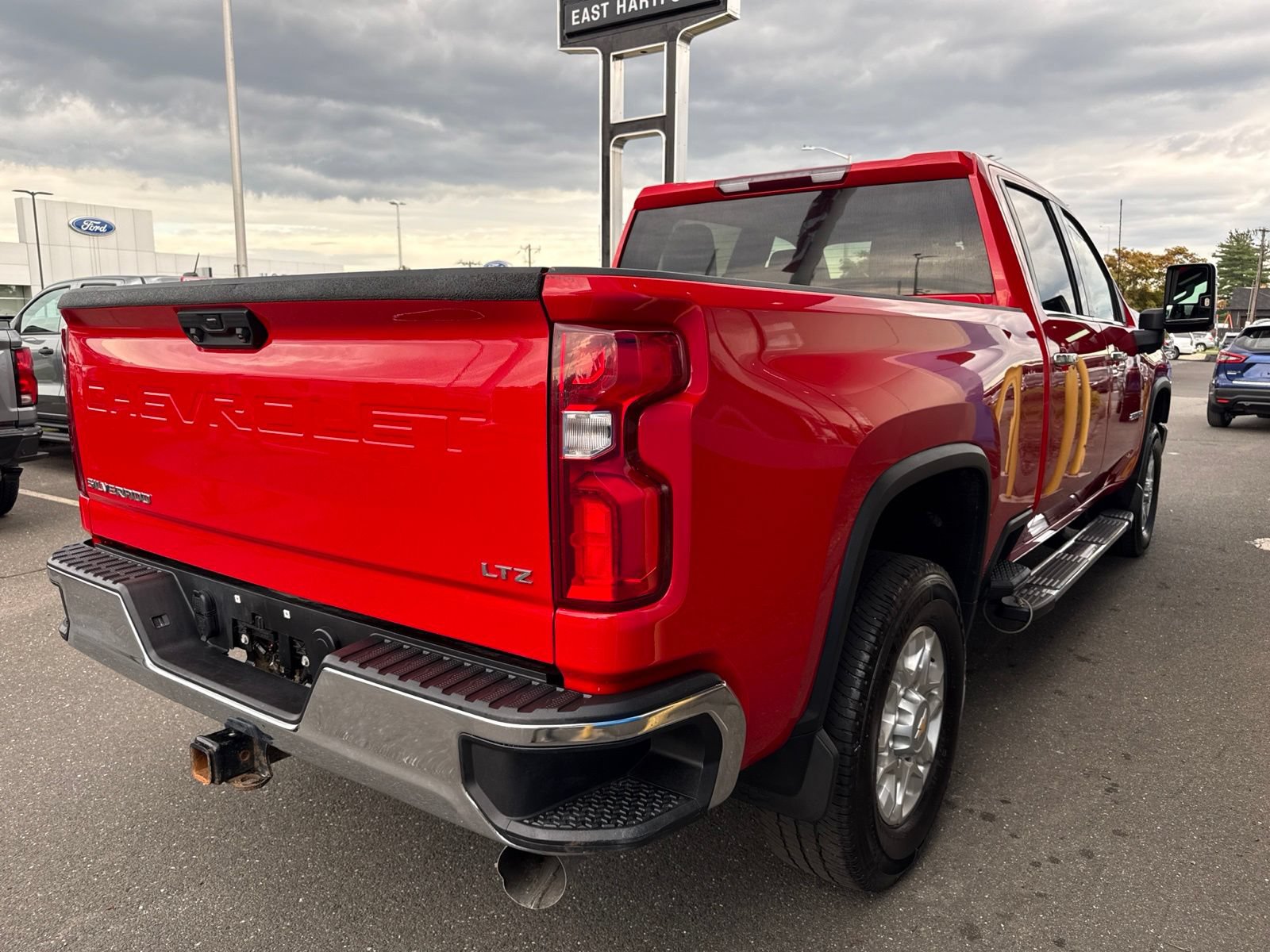 Used 2023 Chevrolet Silverado 2500 LTZ w/ Z71 Off-Road Package AWD/4WD image 7