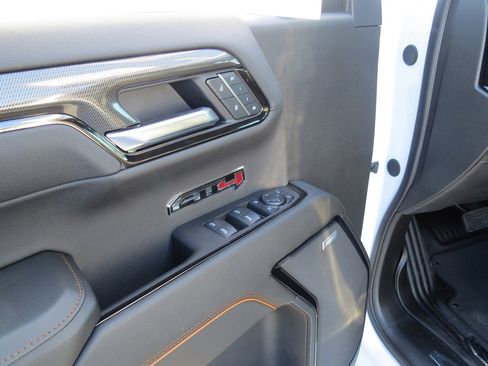 New 2025 GMC Sierra 1500 AT4 w/ AT4 Premium Package image 15