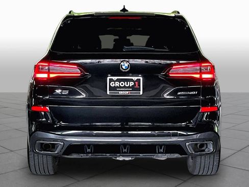Used 2022 BMW X5 xDrive40i w/ M Sport Package AWD/4WD image 4