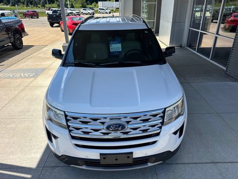 Certified 2018 Ford Explorer XLT w/ Equipment Group 202A FWD image 12