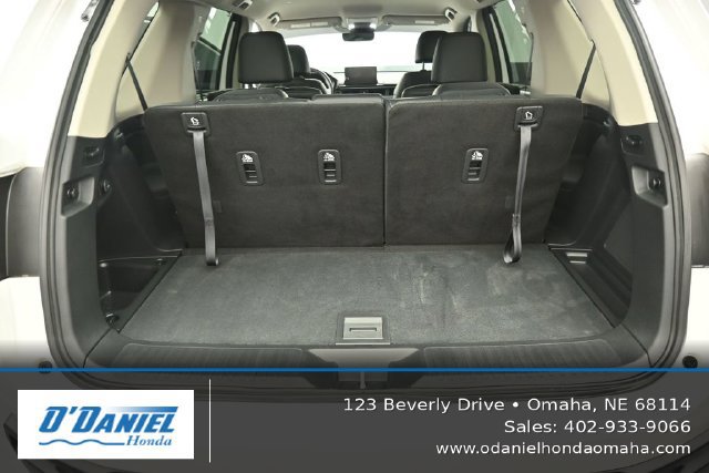 Used 2025 Honda Pilot EX-L image 37