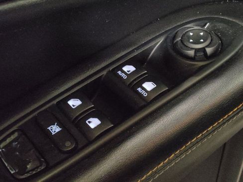 Used 2019 Jeep Compass Latitude FWD image 27
