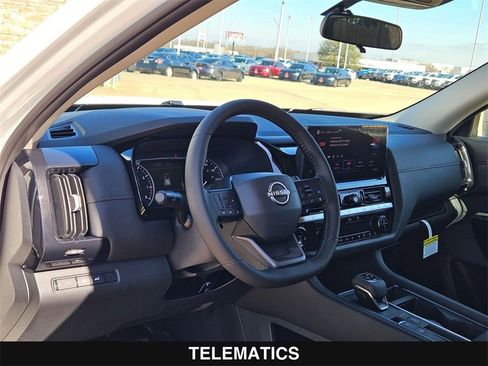 New 2026 Nissan Pathfinder SV image 13