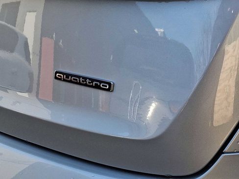 Certified 2025 Audi Q7 2.0T Premium w/ Convenience Plus Package image 24