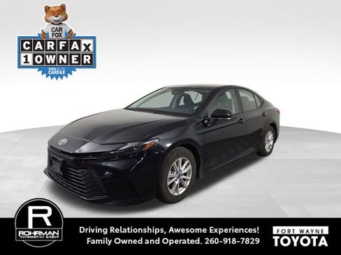 Used 2025 Toyota Camry LE FWD image 1