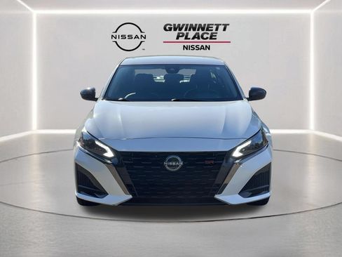 Used 2024 Nissan Altima 2.5 SR FWD image 27