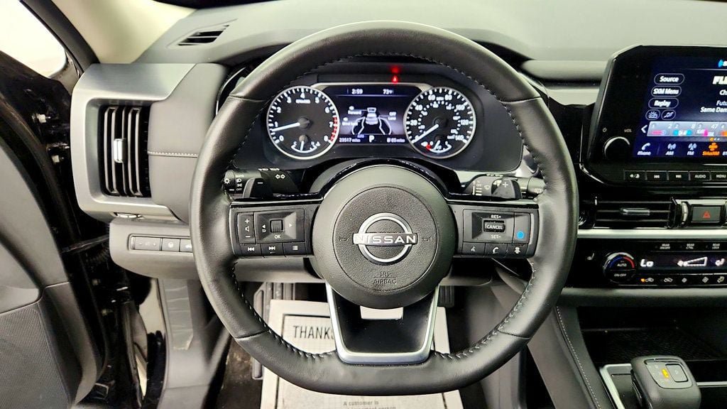 Used 2025 Nissan Pathfinder SL AWD/4WD image 14