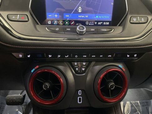 Used 2021 Chevrolet Blazer RS w/ Enhanced Convenience Package AWD/4WD image 12