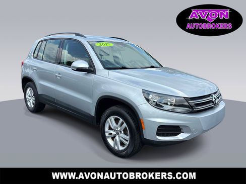 Used 2017 Volkswagen Tiguan S AWD/4WD image 1