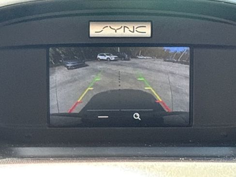 Used 2017 Ford Escape SE w/ SE Sport Appearance Package image 24