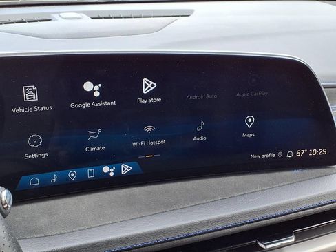 Used 2024 Cadillac XT4 Sport w/ LPO, Floor Liner Package FWD image 22