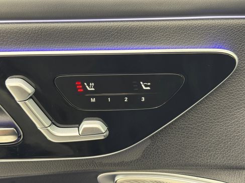 Used 2025 Mercedes-Benz CLE 300 4MATIC Cabriolet w/ Night Package image 17