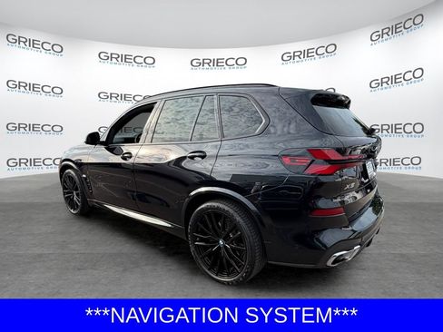 Used 2024 BMW X5 sDrive40i w/ M Sport Package RWD image 5