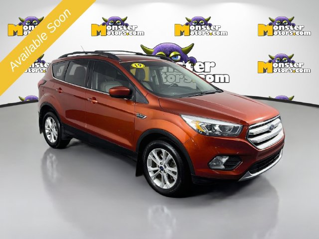 Used 2019 Ford Escape SEL AWD/4WD image 3