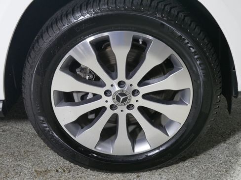 Used 2018 Mercedes-Benz GLS 450 4MATIC image 15